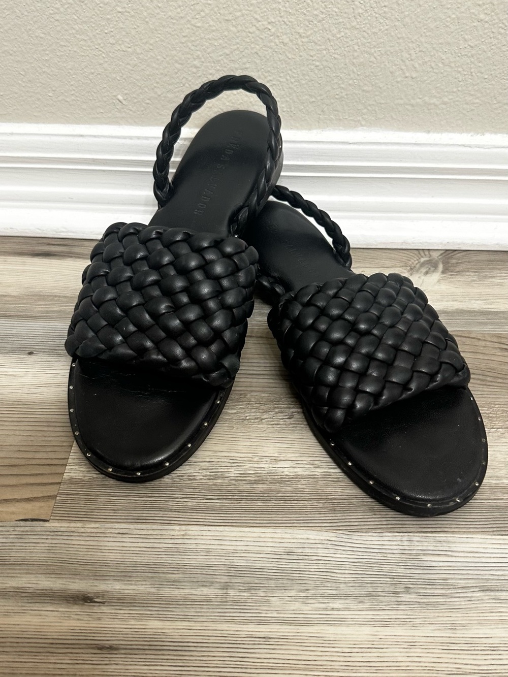 Freda Salvador Black Woven 2-in-1 Leather Sandals Size 9